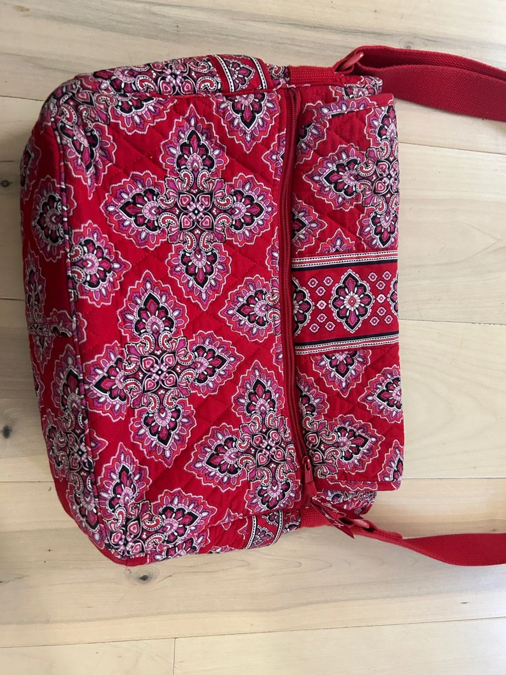 Vera Bradley Scarlet Red Paisley Quilted Crossbody Shoulder Laptop Bag